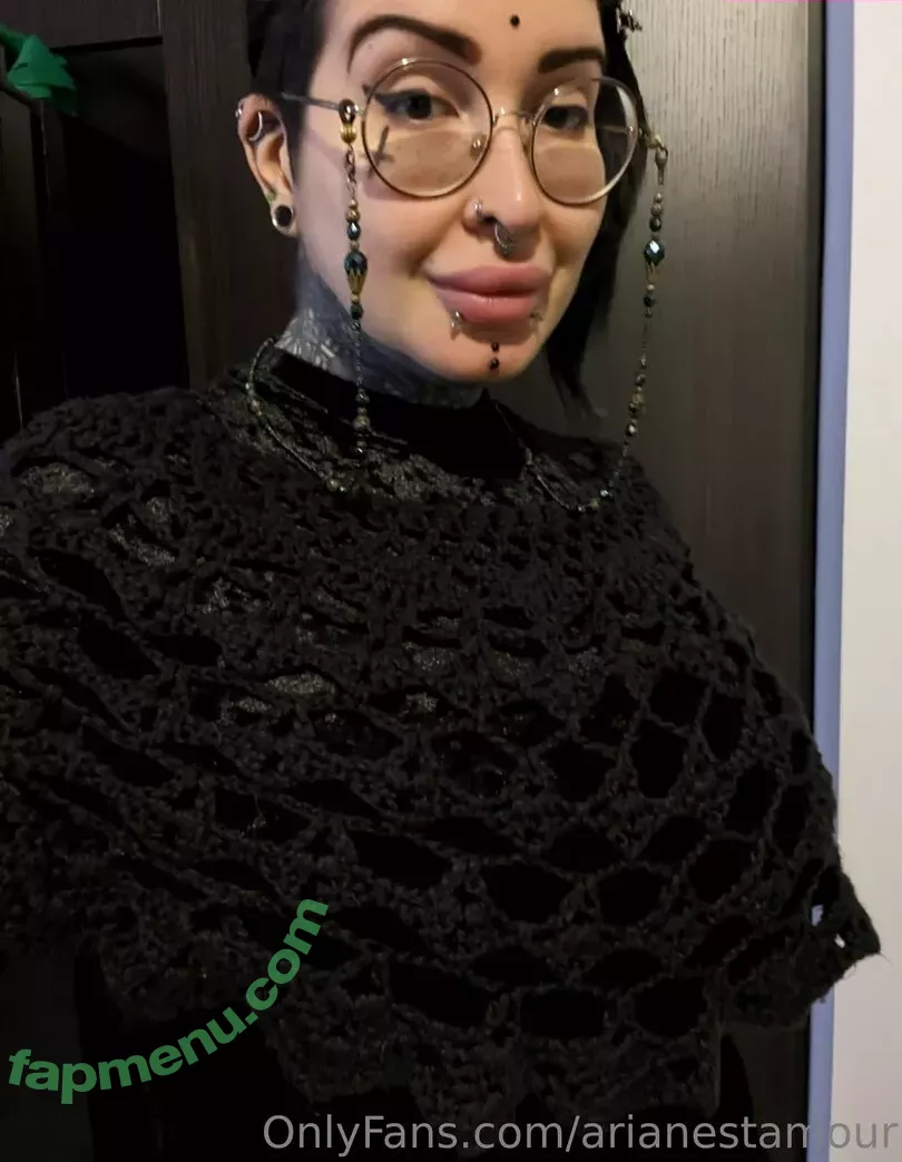 Ariane Saint Amour nude photo #1755 (ariane_st.amour)