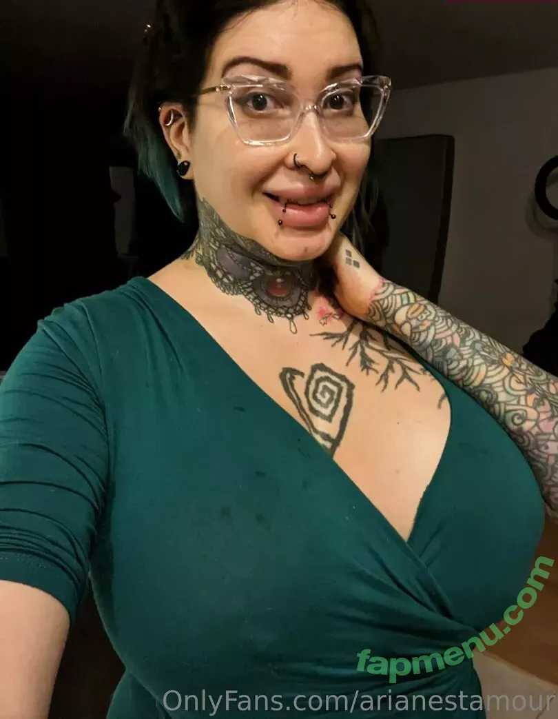 Ariane Saint Amour nude photo #1837 (ariane_st.amour)