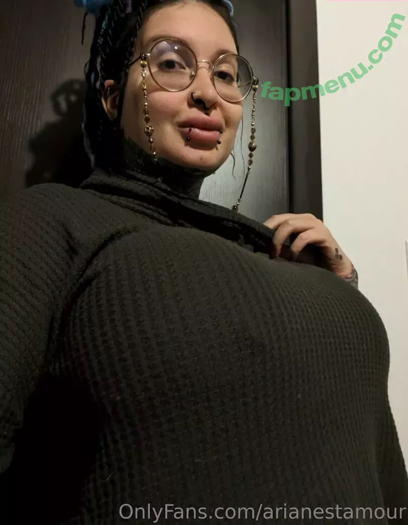 Ariane Saint Amour nude photo #1988 (ariane_st.amour)