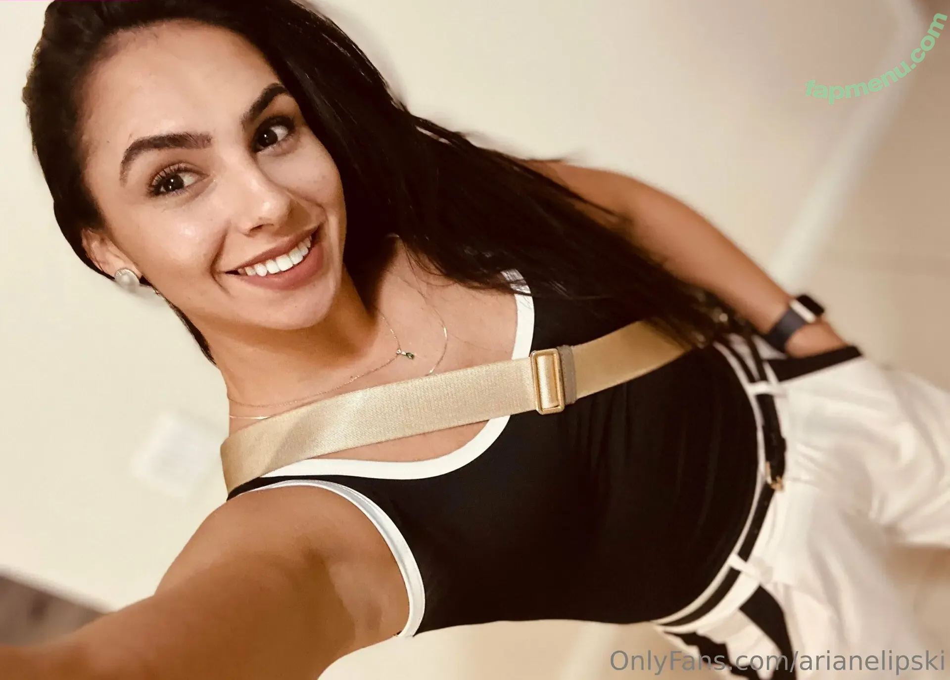 arianelipski nude photo #0018 (arianelipski)