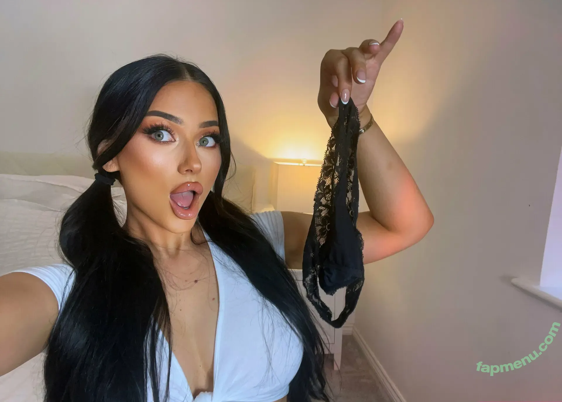 ariarosevip nude photo #0082 (ariarose_xx)