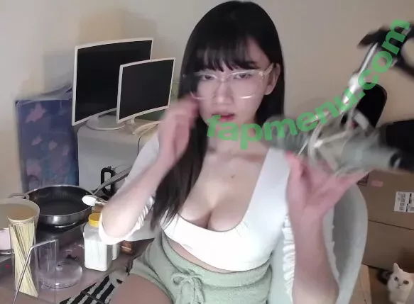 AriaSaki nude photo #1009 (annoyingaria)