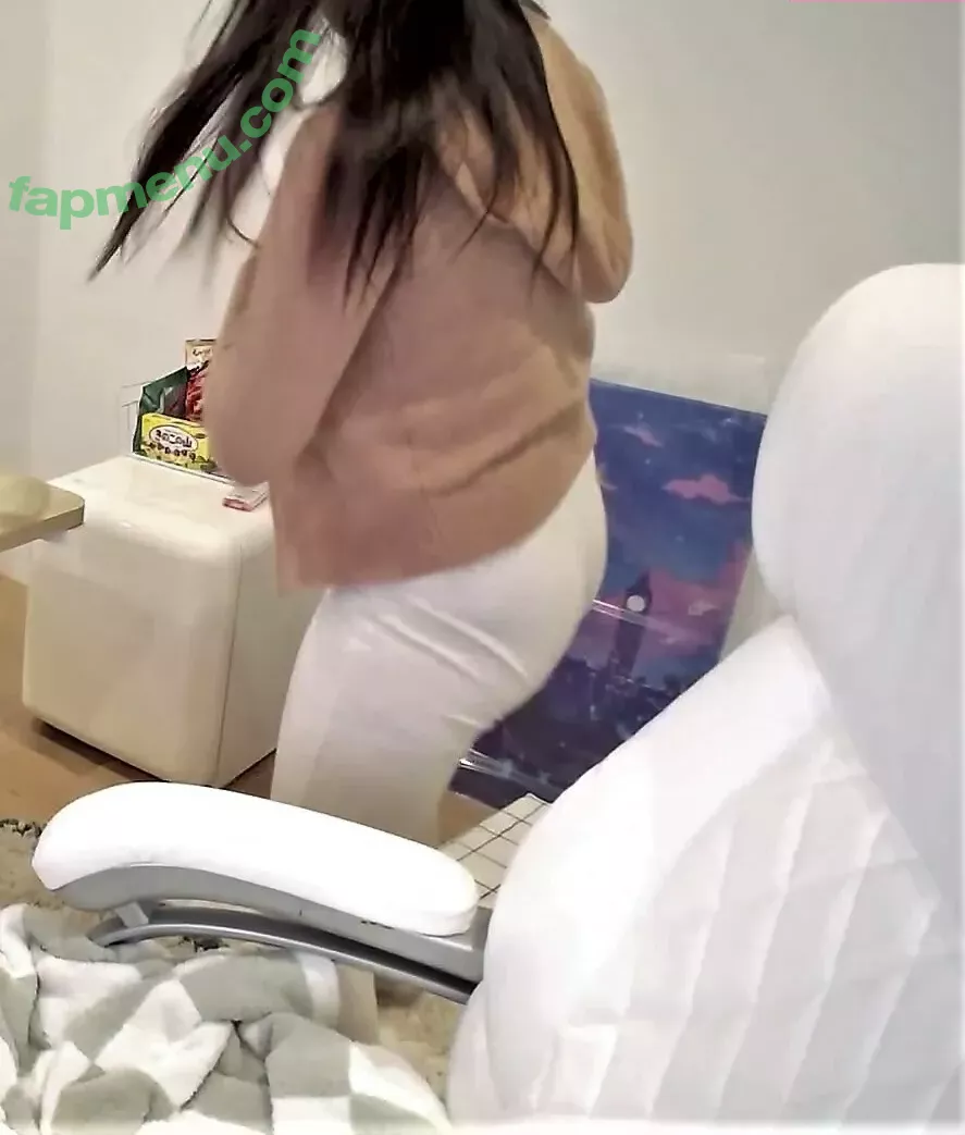 AriaSaki nude photo #1099 (annoyingaria)