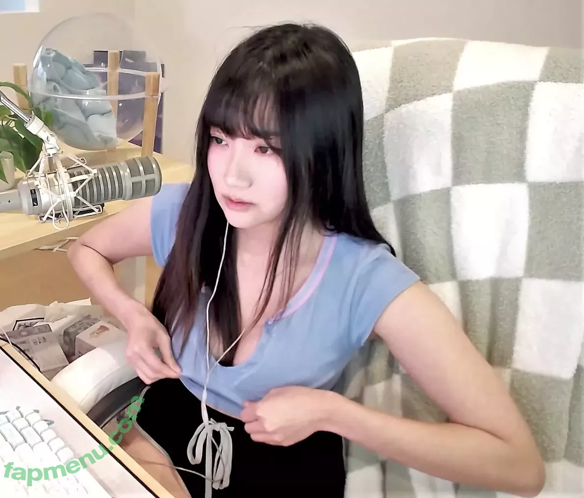 AriaSaki nude photo #1107 (annoyingaria)