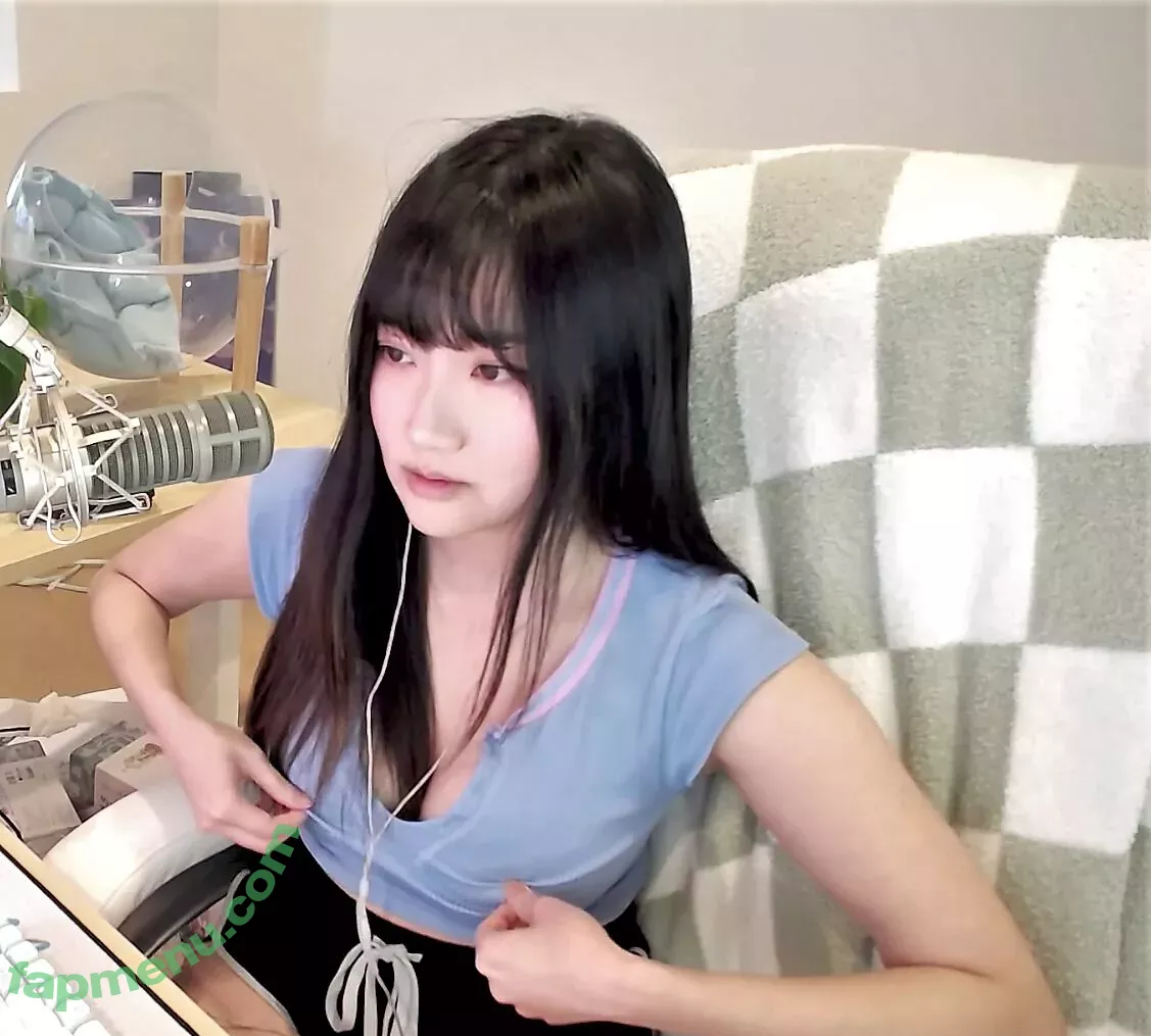 AriaSaki nude photo #1108 (annoyingaria)