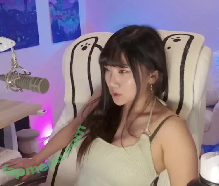 AriaSaki nude photo #1262 (simplyjustaria)
