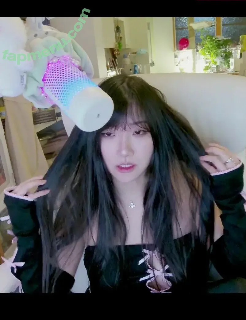 AriaSaki nude photo #1819 (simplyjustaria)