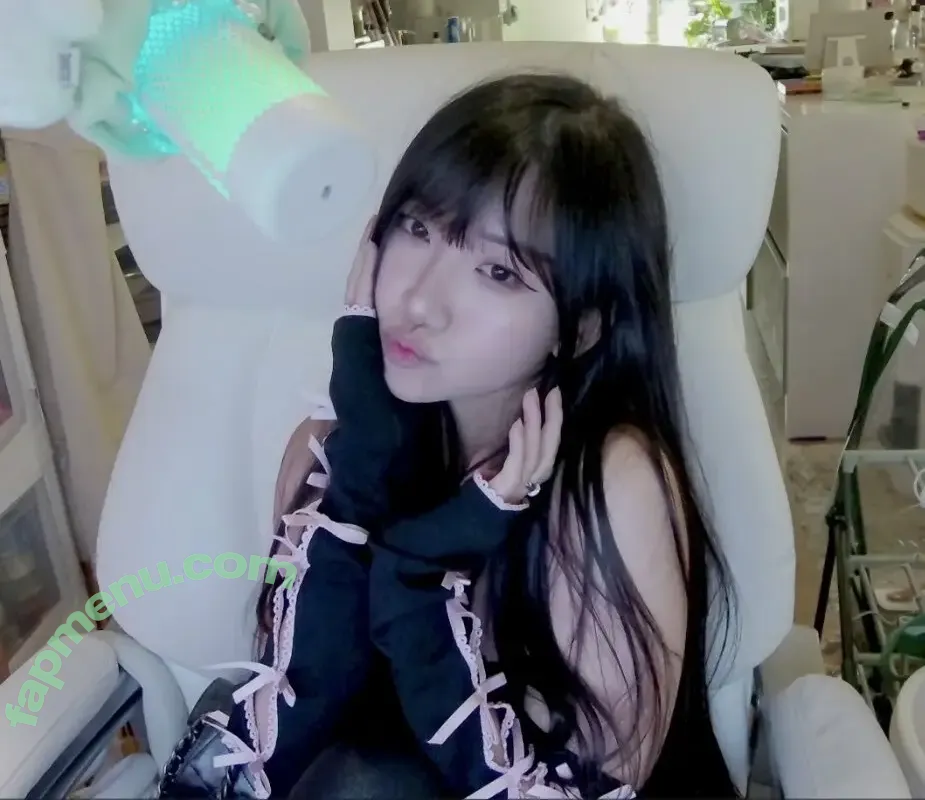 AriaSaki nude photo #1823 (simplyjustaria)