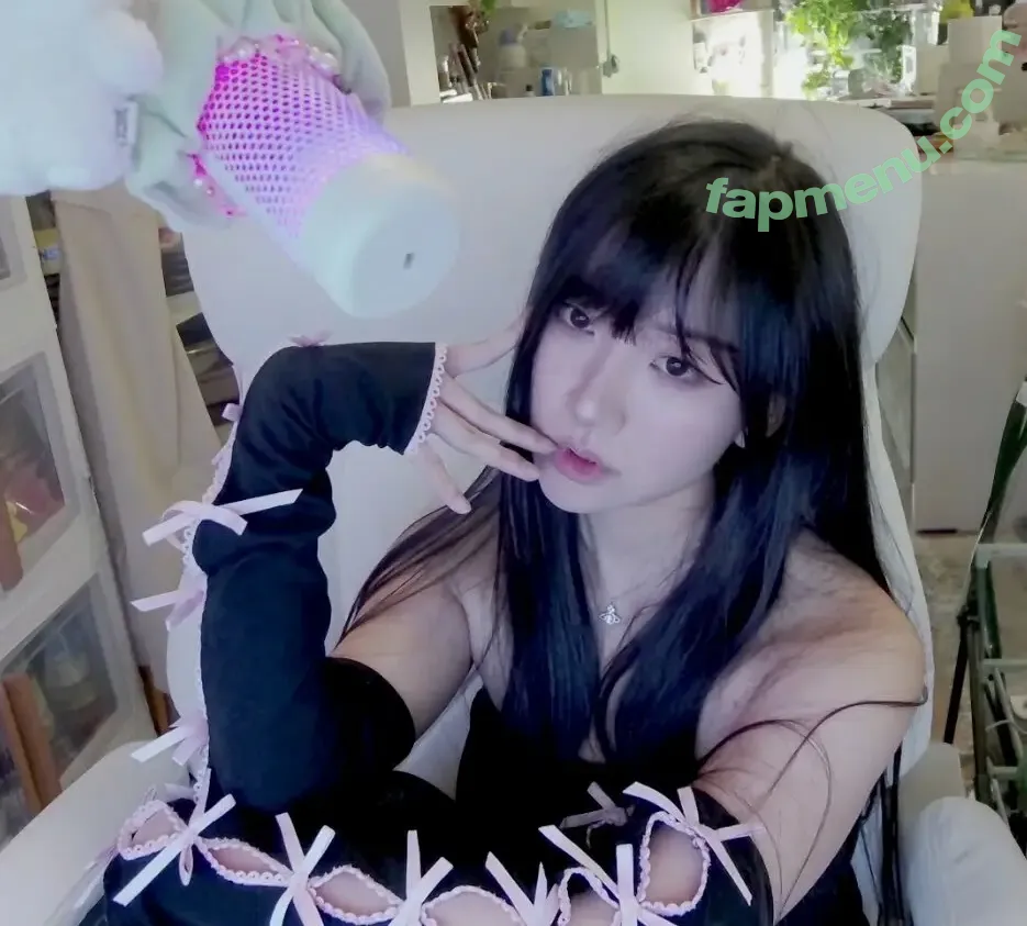 AriaSaki nude photo #1824 (simplyjustaria)