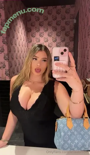 ariaxbrooks / ariaxbrookks nude photo #0027