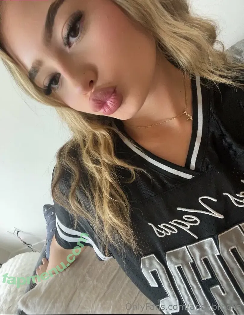 ariaxbrooks nude photo #0023 (ariaxbrookks)