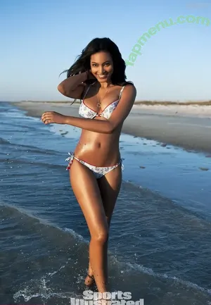 Ariel Meredith / 1arielmeredith nude photo #0036