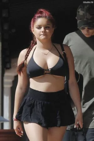 Ariel Winter / arielwinter nude photo #1974