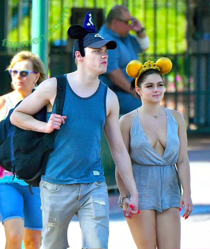 Ariel Winter nude photo #1307 (arielwinter / arielwinter1)