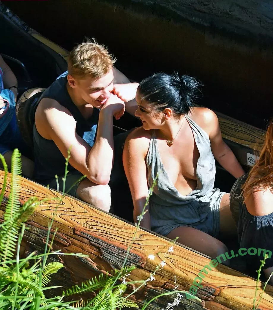 Ariel Winter nude photo #1323 (arielwinter / arielwinter1)