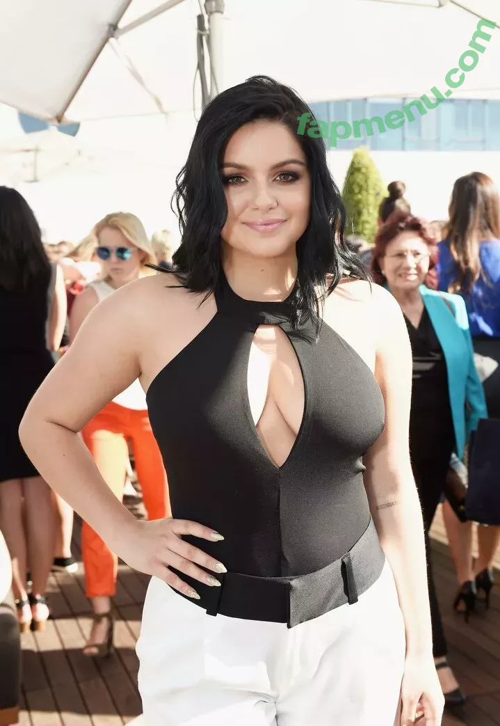 Ariel Winter nude photo #1834 (ariel_winter / arielwinter)