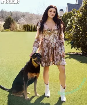 Ariel Winter / arielwinter nude photo #2133