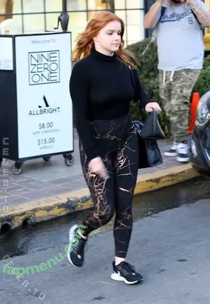 Ariel Winter / arielwinter nude photo #2333