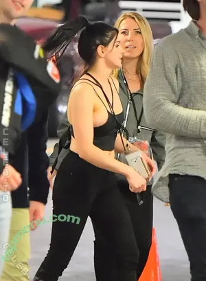 Ariel Winter / arielwinter nude photo #2357