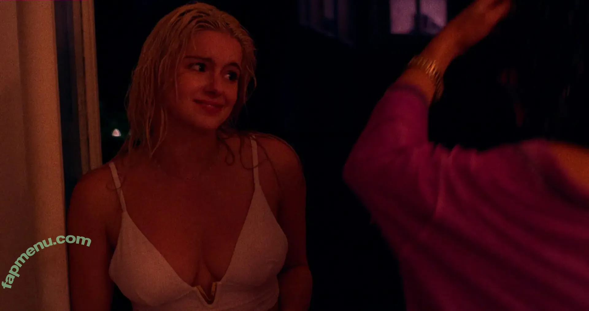 Ariel Winter nude photo #2233 (arielwinter)