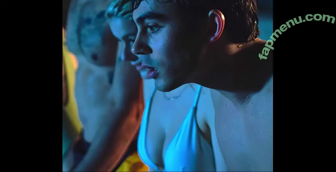 Ariel Winter nude photo #2243 (arielwinter)