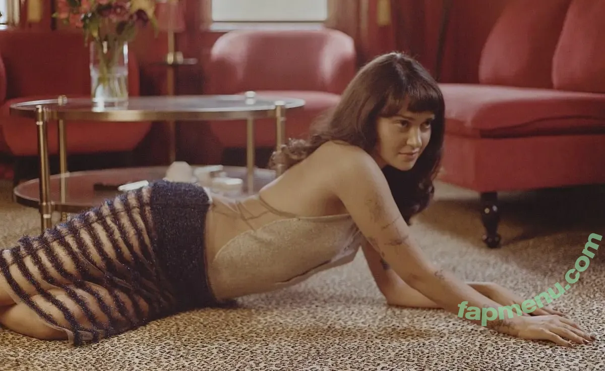Ariela Barer nude photo #0008 (arielabarer)
