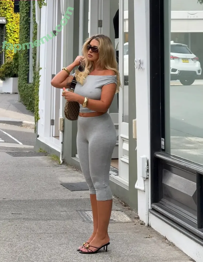 Ariella Nyssa nude photo #0350 (ariellanyssa)