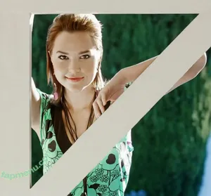 Arielle Kebbel / ariellekebbel nude photo #0105