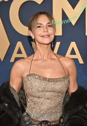 Arielle Kebbel / ariellekebbel nude photo #0168