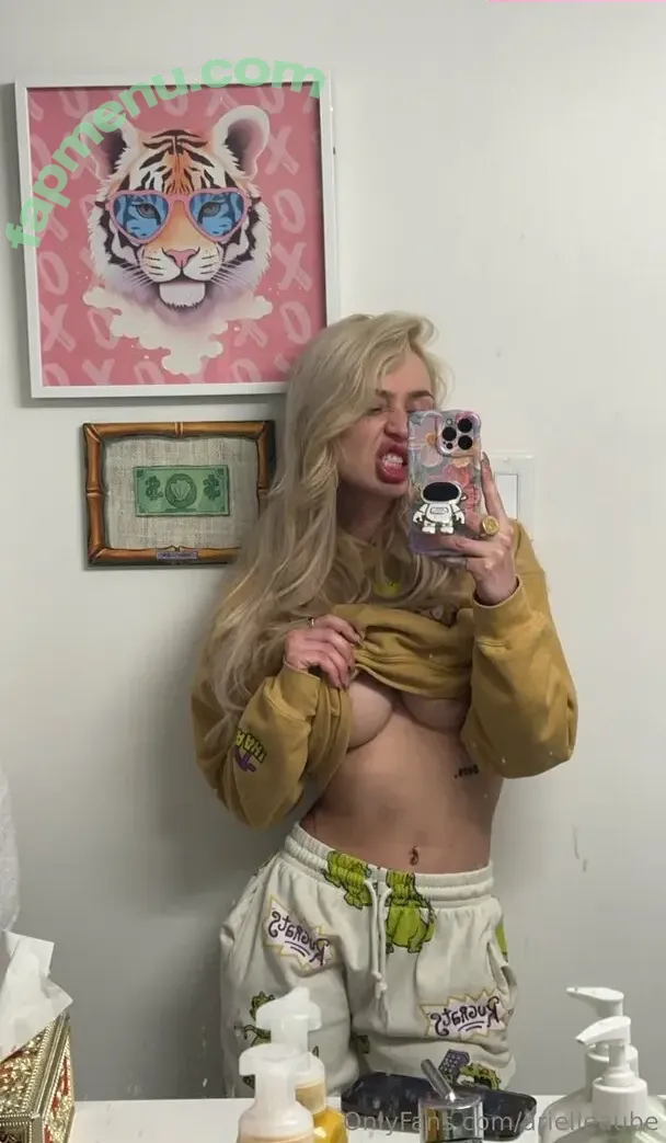 arielleaube nude photo #0004 (arielleaube)