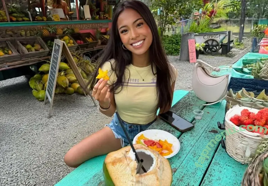 Arienne Monteclar nude photo #0090 (ariennekate / ariennemonteclar)