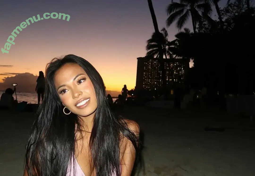 Arienne Monteclar nude photo #0093 (ariennekate / ariennemonteclar)