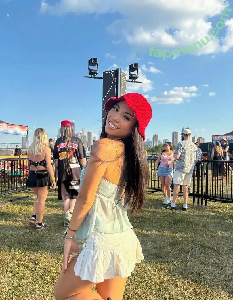 Arienne Monteclar nude photo #0097 (ariennekate / ariennemonteclar)