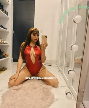 AriGameplays / ari_gameplays nude photo #0039