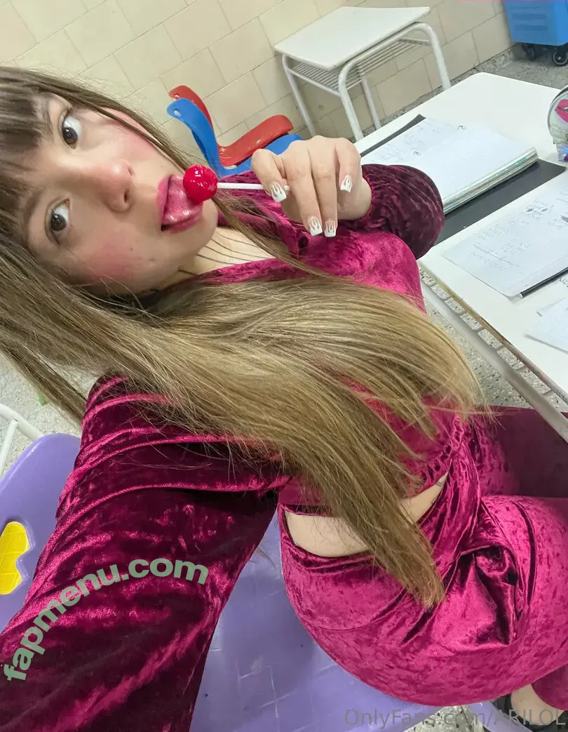 arilol nude photo #0211 (arilol_18)
