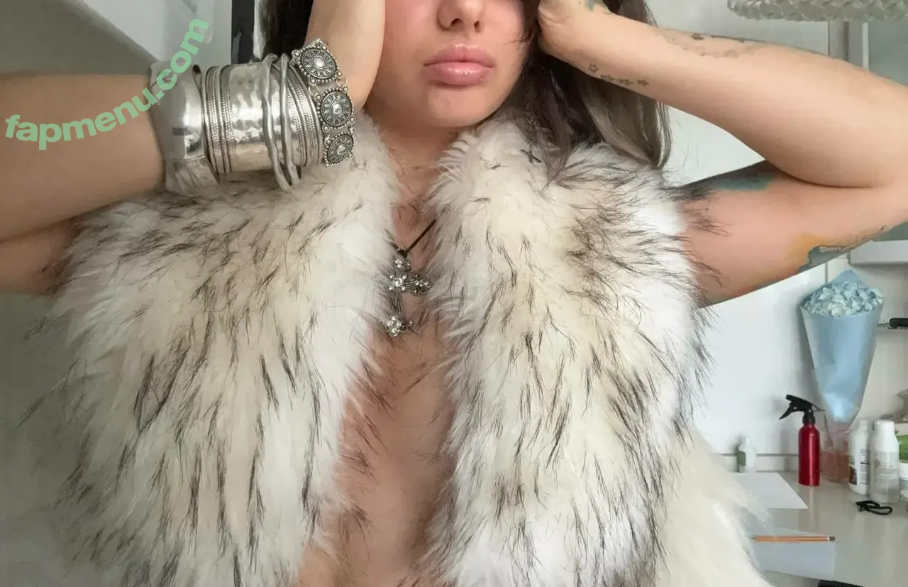 Arina Azarova nude photo #0120 (Arina Brabus / arina_brabus / azarova)