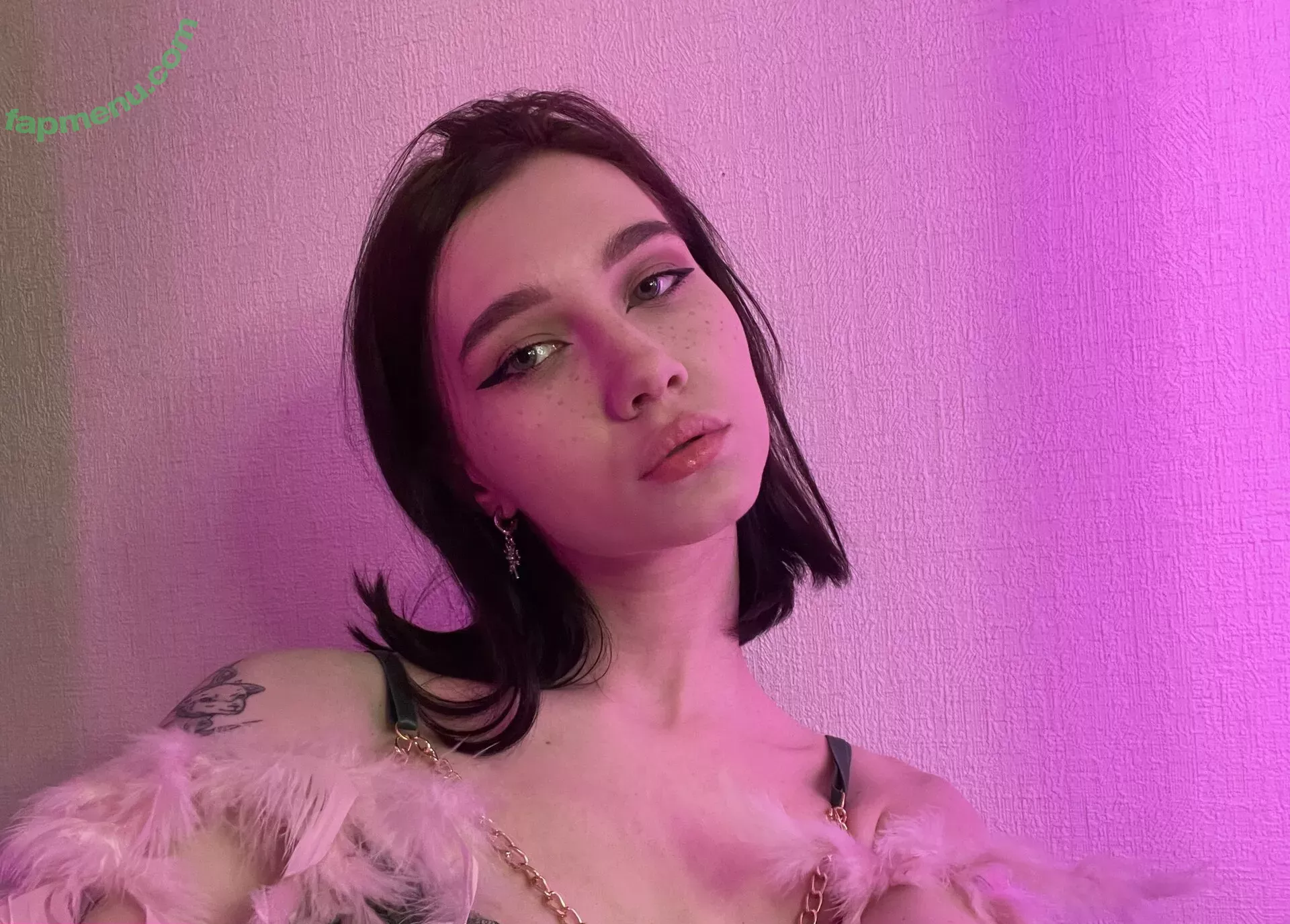 arina_gp nude photo #0673 (arina_gp)