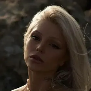 Arina Urazina / arinaurazina nude photo #0005