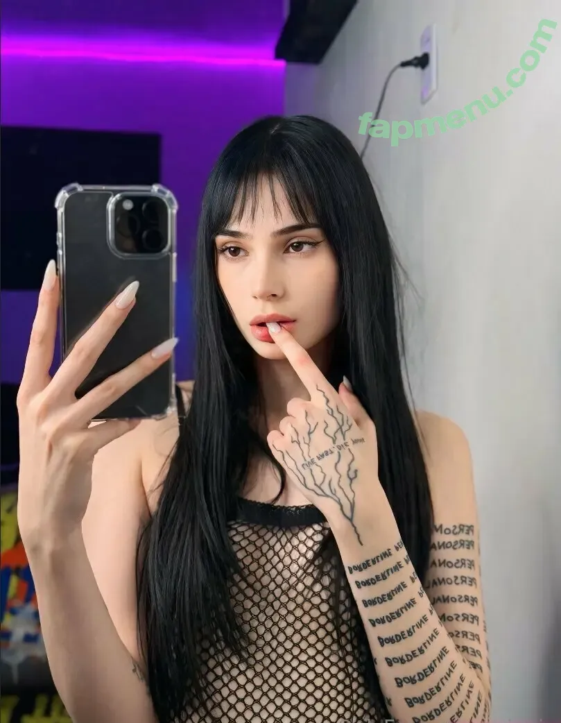 arinoir nude photo #0033 (ary_noir)