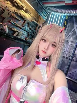 Arisa Cosplay / 小月亮 nude photo #0003