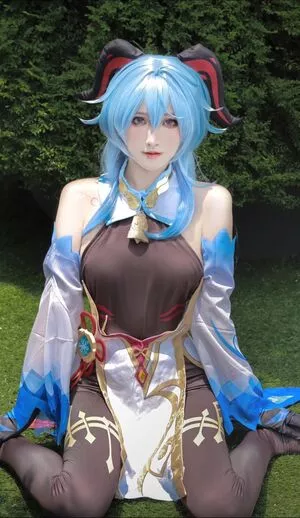Arisa Cosplay / 小月亮 nude photo #0017