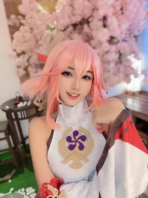 Arisa Cosplay / 小月亮 nude photo #0024