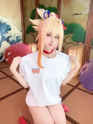 Arisa Cosplay / 小月亮 nude photo #0054
