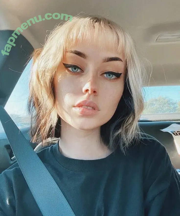 Arisa Vurr nude photo #0125 (SugarF4iry - SOCIAL MEDIA / arisa.vurr / sug4rf4iryy / sugarf4iry)