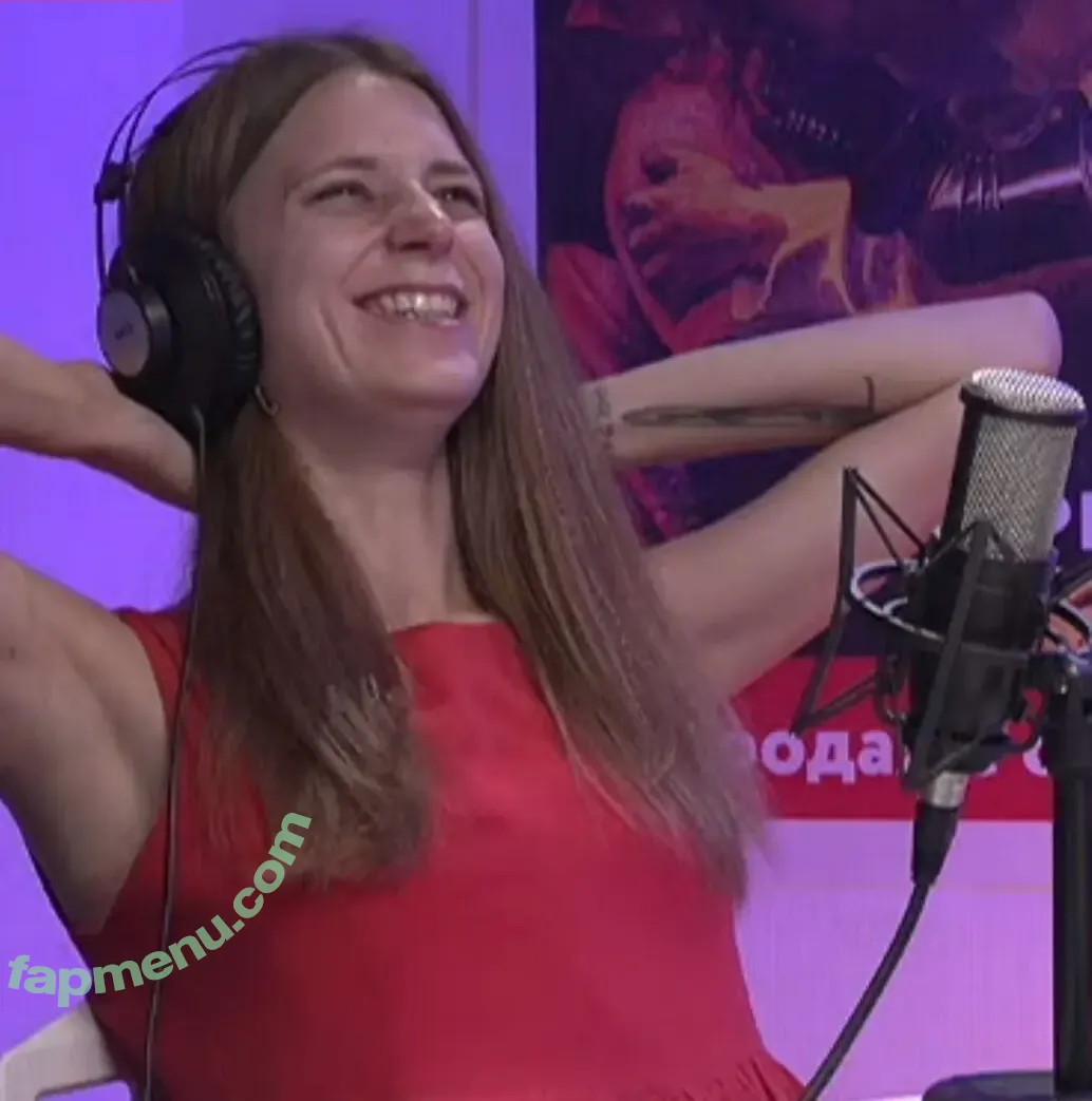 Armpit Fetish nude photo #0128 (nextdoormisha / sexyarmpitqueens)