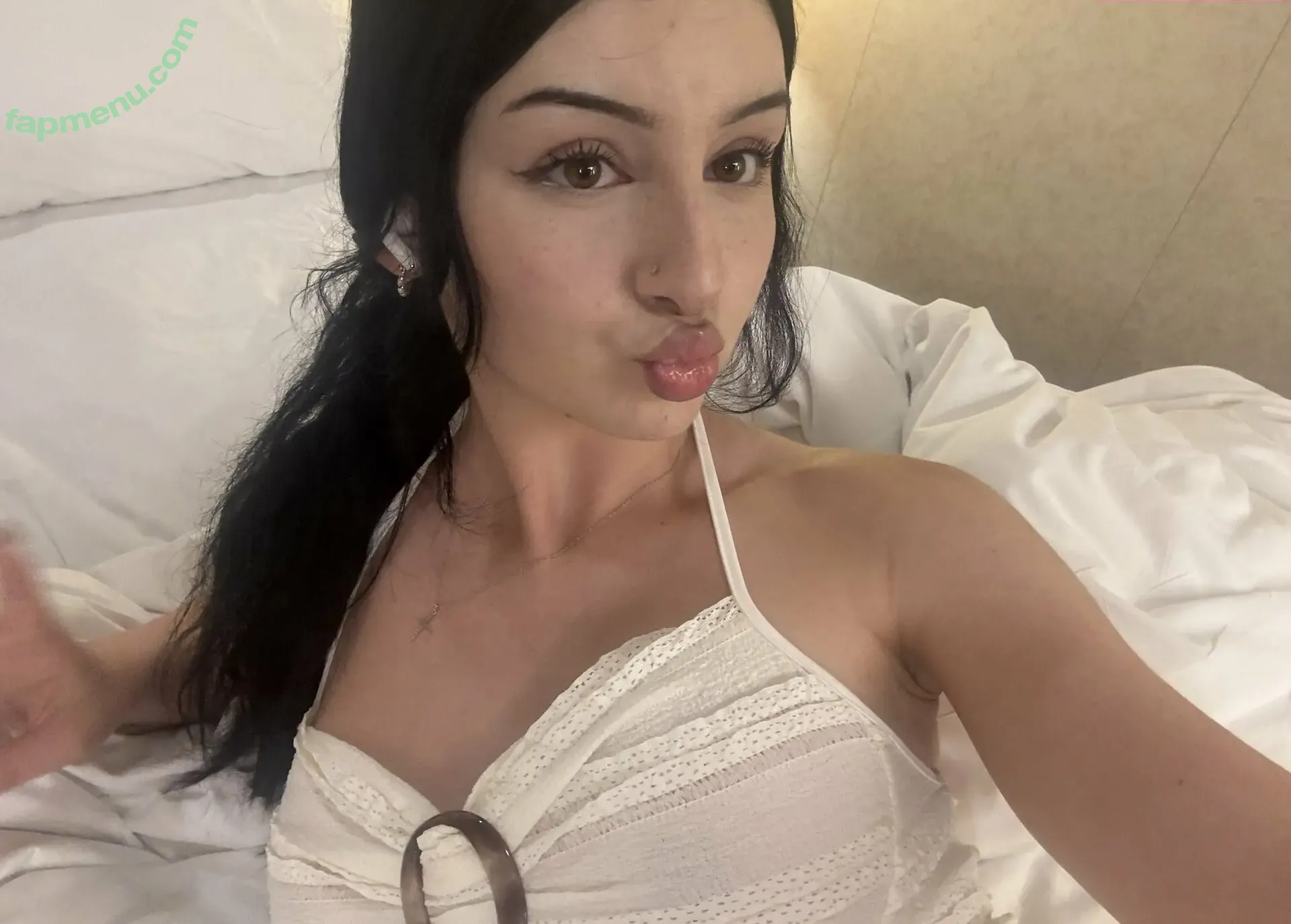 Armpit Fetish nude photo #0182 (nextdoormisha / sexyarmpitqueens)