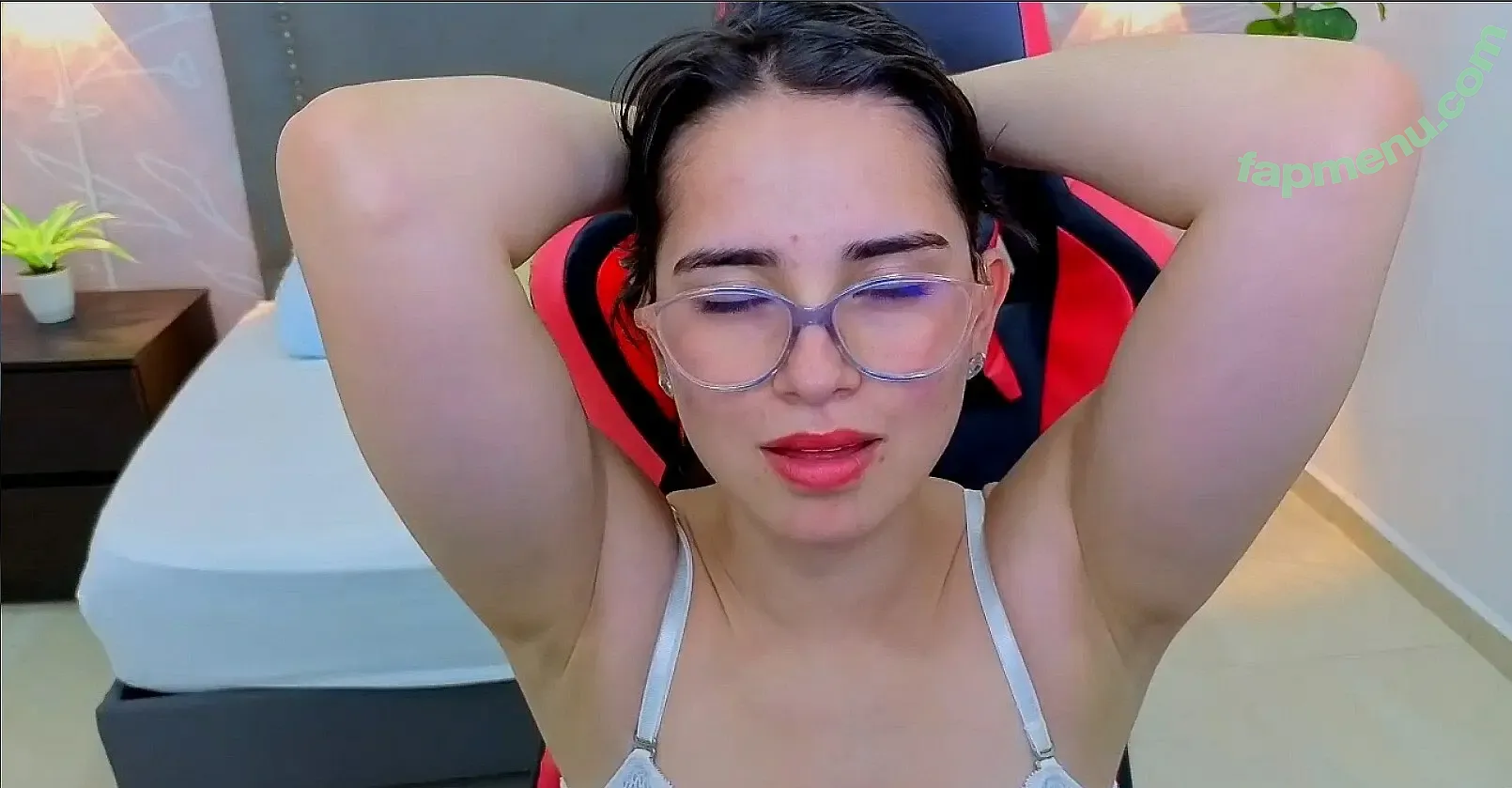 Armpit Fetish nude photo #0024 (nextdoormisha / sexyarmpitqueens)