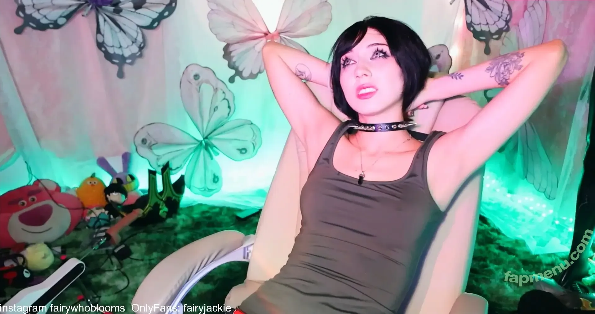 Armpit Fetish nude photo #0072 (nextdoormisha / sexyarmpitqueens)