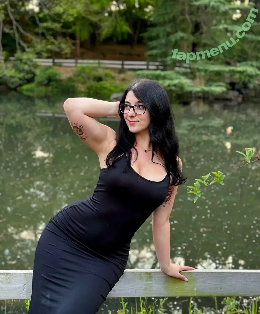 Armpit Fetish nude photo #0289 (nextdoormisha / sexyarmpitqueens)