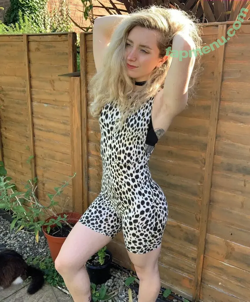 Armpit Fetish nude photo #0315 (nextdoormisha / sexyarmpitqueens)